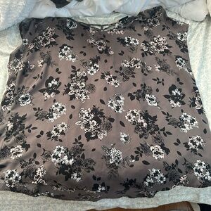 Torrid size 2 grey and black floral blouse